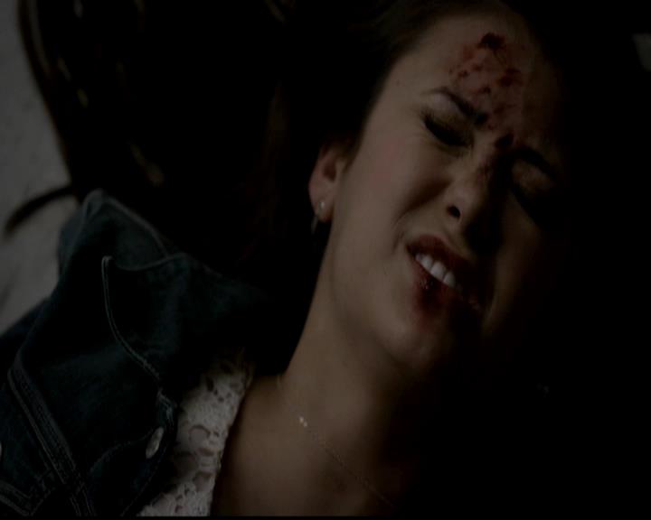 VampireDiariesWorld-dot-org_4x23Graduation2083.jpg