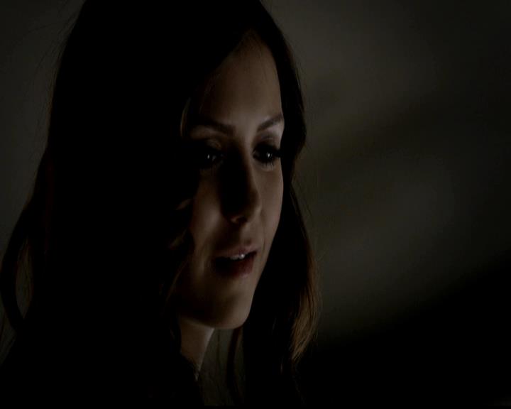 VampireDiariesWorld-dot-org_4x23Graduation2084.jpg