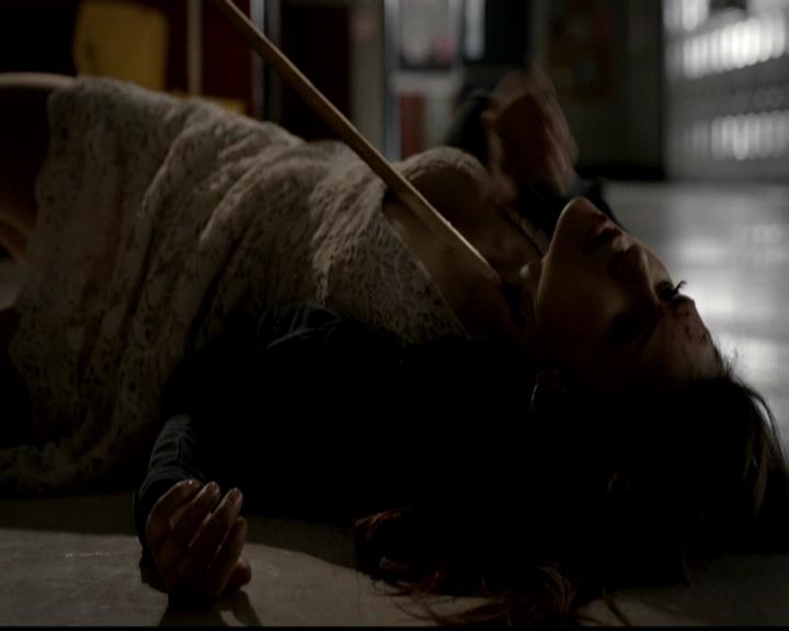 VampireDiariesWorld-dot-org_4x23Graduation2087.jpg