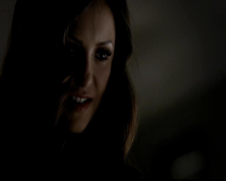 VampireDiariesWorld-dot-org_4x23Graduation2091.jpg