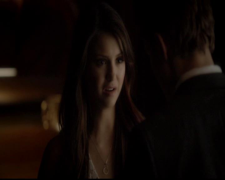 VampireDiariesWorld-dot-org_4x23Graduation2099.jpg