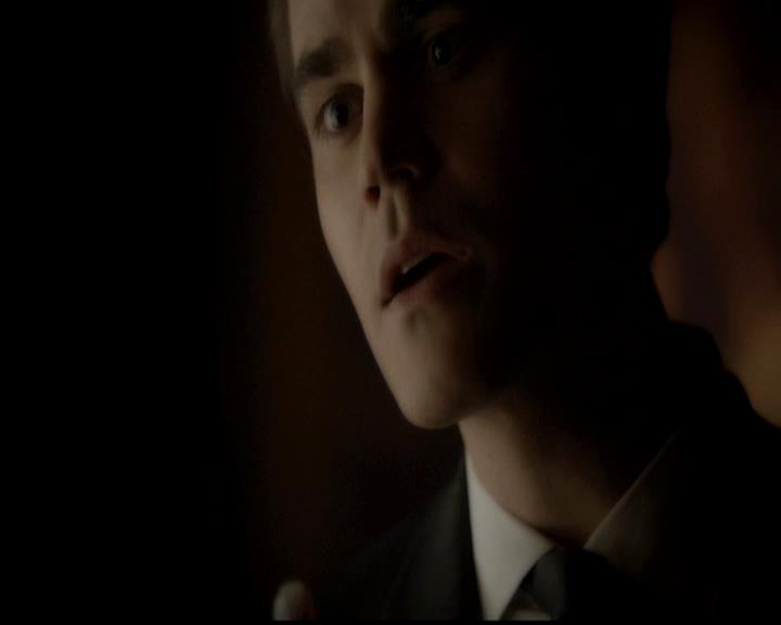 VampireDiariesWorld-dot-org_4x23Graduation2120.jpg