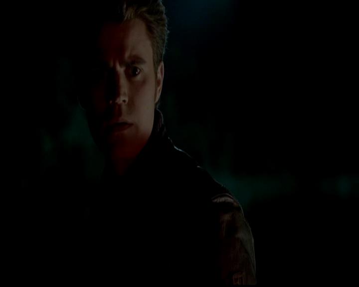 VampireDiariesWorld-dot-org_4x23Graduation2181.jpg