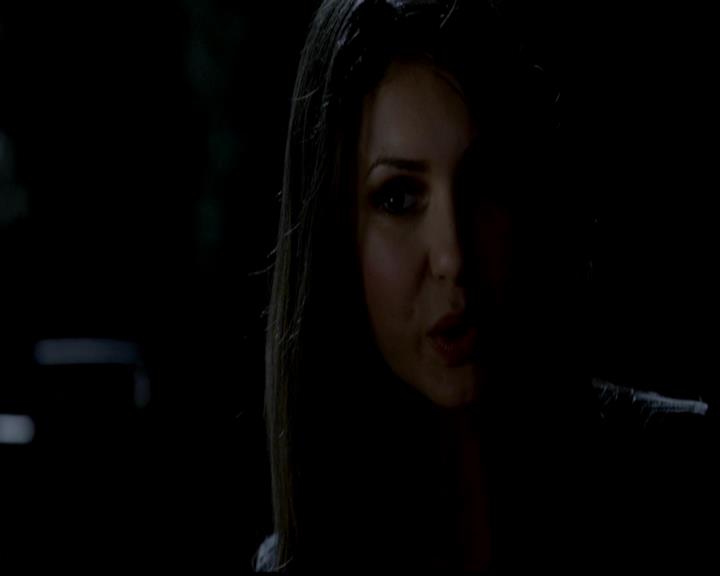 VampireDiariesWorld-dot-org_4x23Graduation2200.jpg