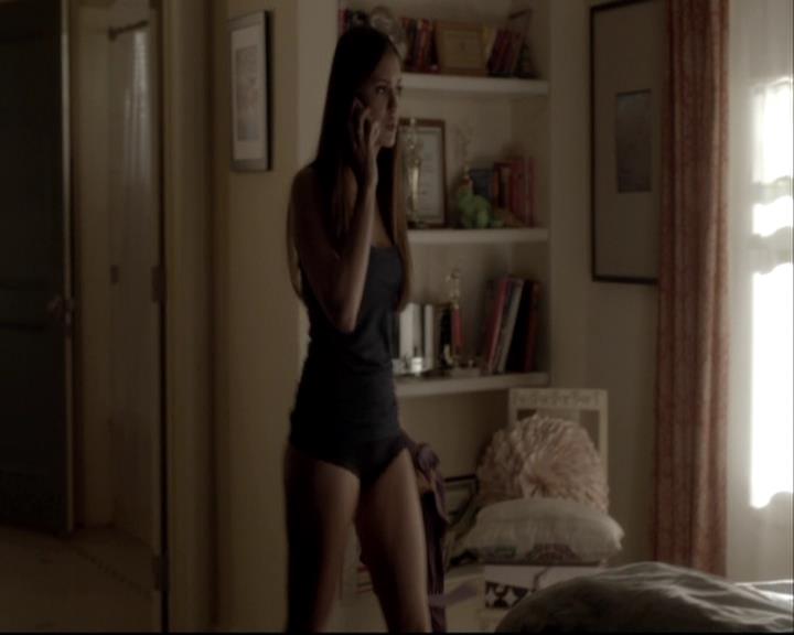 VampireDiariesWorld-dot-org_DeletedScenes-4x06WeAllGoALittleMadSometimes0002.jpg