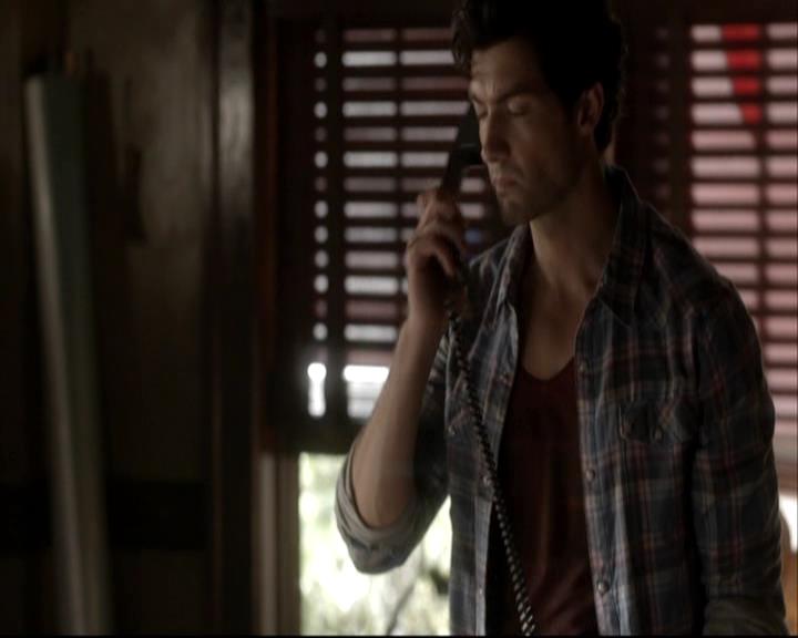 VampireDiariesWorld-dot-org_DeletedScenes-4x06WeAllGoALittleMadSometimes0090.jpg