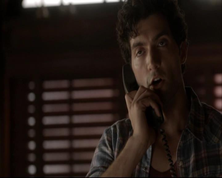 VampireDiariesWorld-dot-org_DeletedScenes-4x06WeAllGoALittleMadSometimes0093.jpg