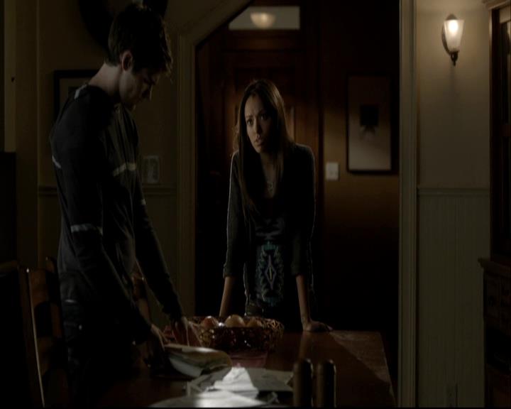 VampireDiariesWorld-dot-org_DeletedScenes-4x06WeAllGoALittleMadSometimes0123.jpg