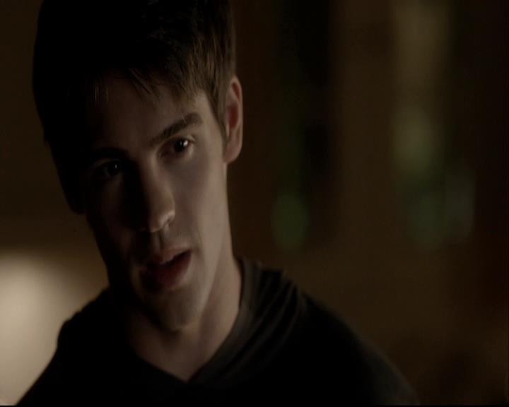 VampireDiariesWorld-dot-org_DeletedScenes-4x06WeAllGoALittleMadSometimes0128.jpg