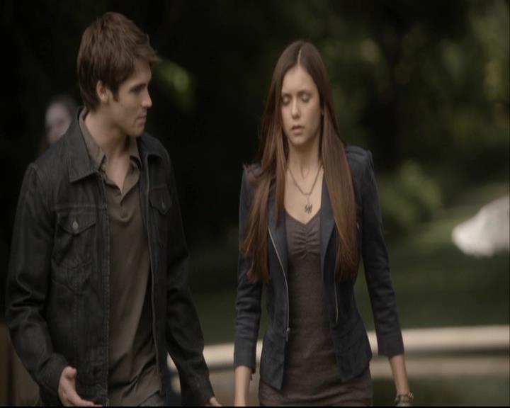 VampireDiariesWorld-dot-org_DeletedScenes-4x07MyBrothersKeeper0008.jpg