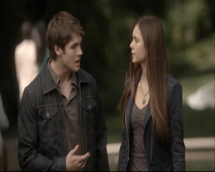 VampireDiariesWorld-dot-org_DeletedScenes-4x07MyBrothersKeeper0010.jpg