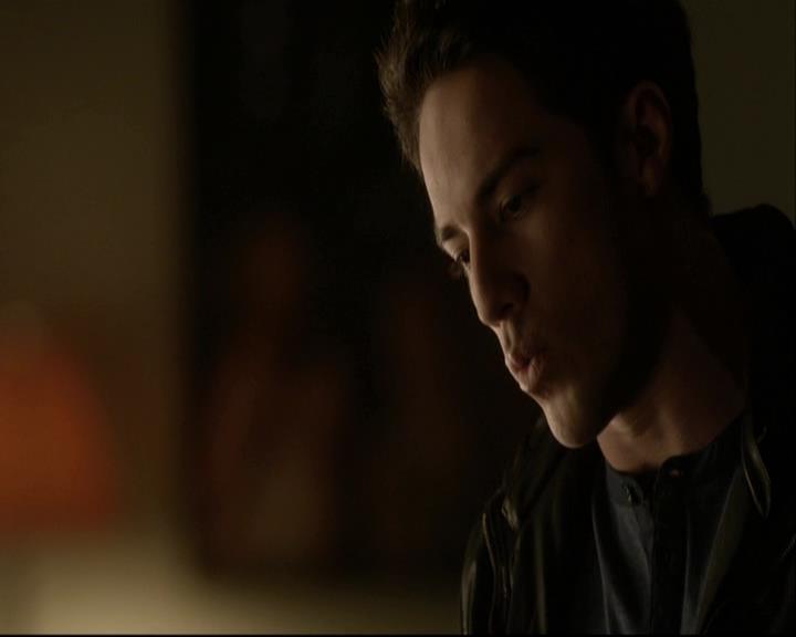 VampireDiariesWorld-dot-org_DeletedScenes-4x14DownTheRabbitHole0032.jpg