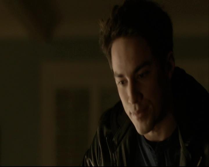 VampireDiariesWorld-dot-org_DeletedScenes-4x14DownTheRabbitHole0044.jpg