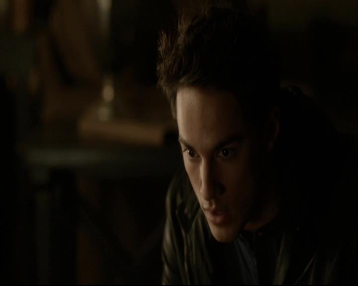 VampireDiariesWorld-dot-org_DeletedScenes-4x14DownTheRabbitHole0048.jpg