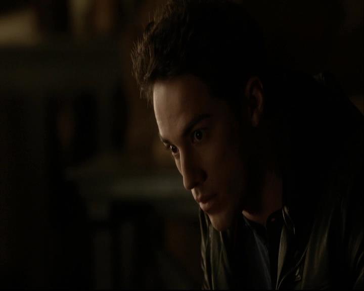 VampireDiariesWorld-dot-org_DeletedScenes-4x14DownTheRabbitHole0054.jpg