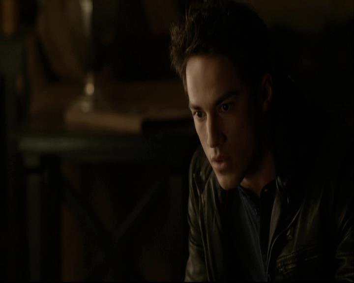 VampireDiariesWorld-dot-org_DeletedScenes-4x14DownTheRabbitHole0059.jpg