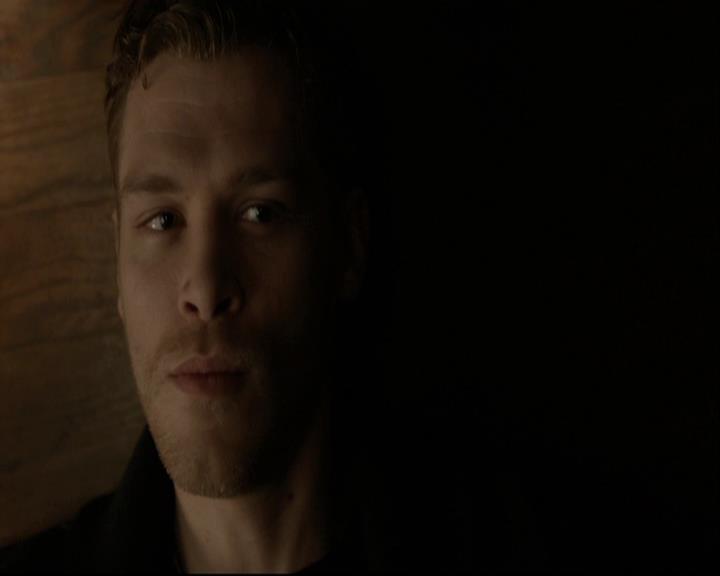 VampireDiariesWorld-dot-org_DeletedScenes-4x14DownTheRabbitHole0075.jpg