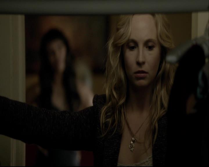 VampireDiariesWorld-dot-org_DeletedScenes-4x19PicturesOfYou0007.jpg