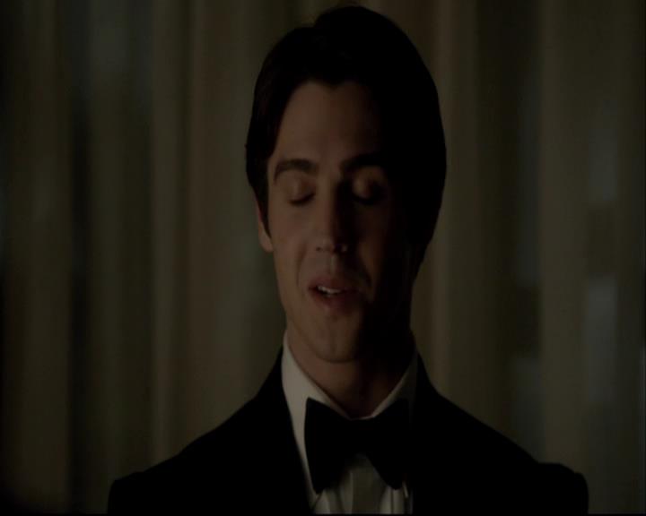 VampireDiariesWorld-dot-org_DeletedScenes-4x19PicturesOfYou0048.jpg