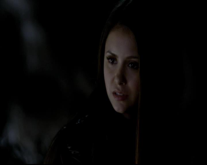 VampireDiariesWorld-dot-org_CreatingSilassIsland0066.jpg