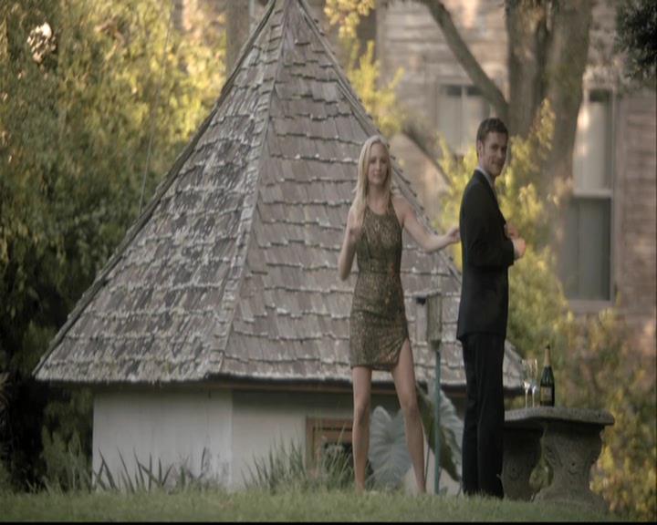 VampireDiariesWorld-dot-org_S5-SecondBite-GagReel0015.jpg