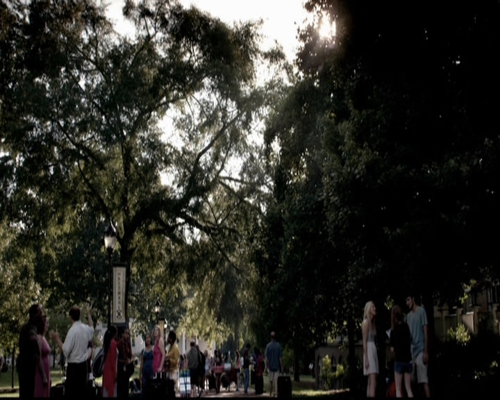 VampireDiariesWorld-dot-org_5x01IKnowWhatYouDidLastSummer0318.jpg