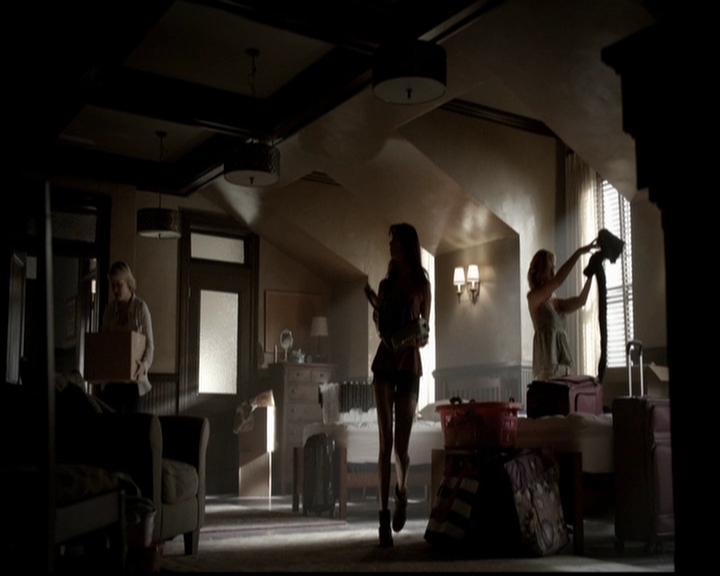 VampireDiariesWorld-dot-org_5x01IKnowWhatYouDidLastSummer0380.jpg