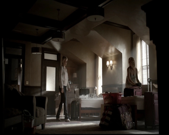 VampireDiariesWorld-dot-org_5x01IKnowWhatYouDidLastSummer0384.jpg