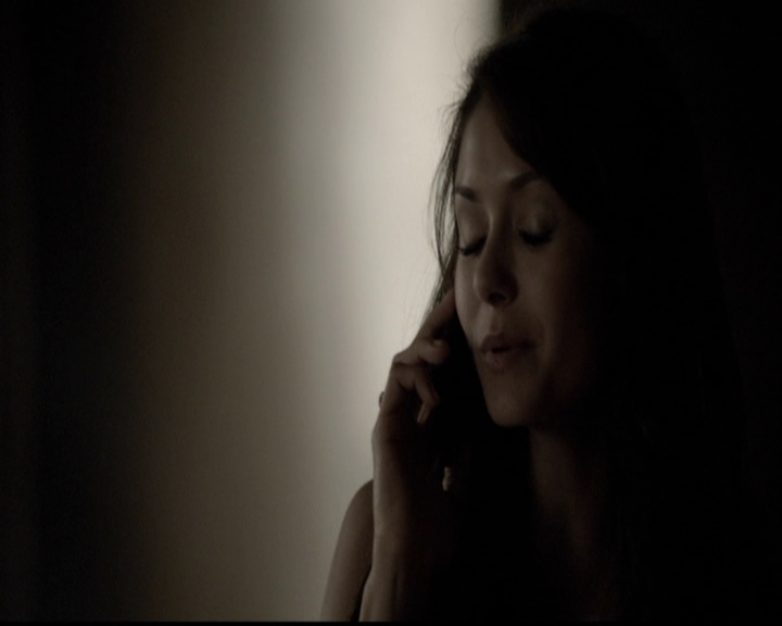 VampireDiariesWorld-dot-org_5x01IKnowWhatYouDidLastSummer0525.jpg