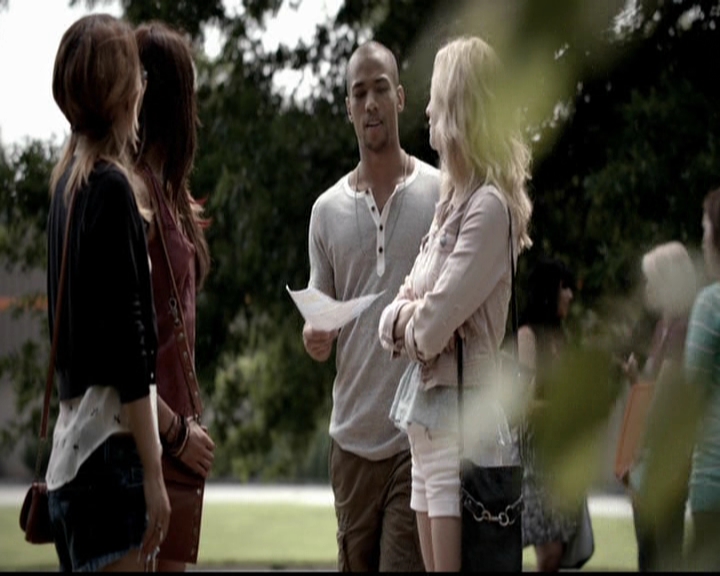 VampireDiariesWorld-dot-org_5x01IKnowWhatYouDidLastSummer0784.jpg