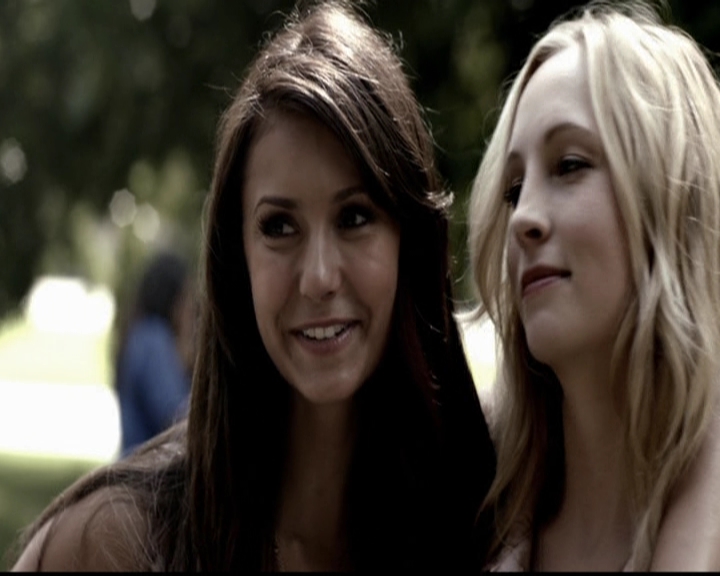 VampireDiariesWorld-dot-org_5x01IKnowWhatYouDidLastSummer0800.jpg