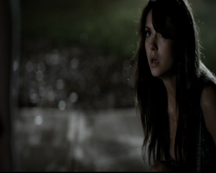 VampireDiariesWorld-dot-org_5x01IKnowWhatYouDidLastSummer1296.jpg