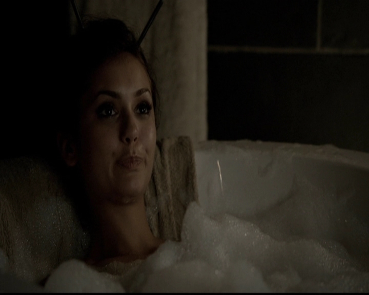 VampireDiariesWorld-dot-org_5x01IKnowWhatYouDidLastSummer1411.jpg