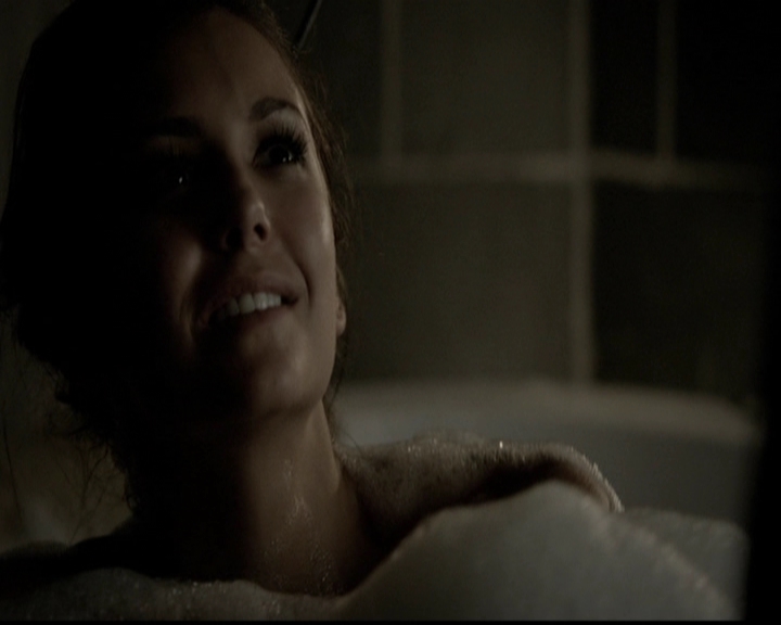 VampireDiariesWorld-dot-org_5x01IKnowWhatYouDidLastSummer1420.jpg