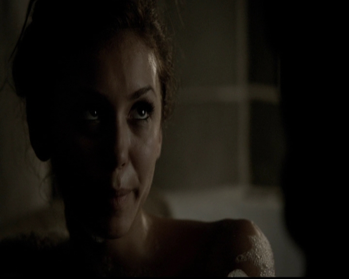 VampireDiariesWorld-dot-org_5x01IKnowWhatYouDidLastSummer1430.jpg