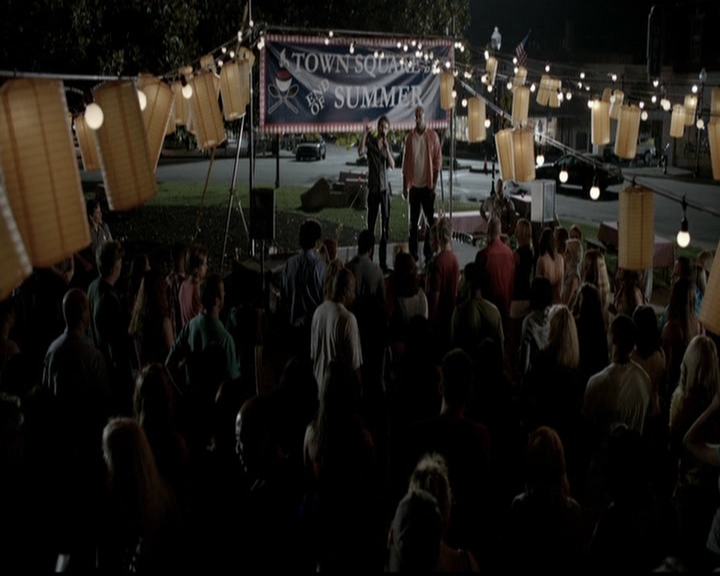 VampireDiariesWorld-dot-org_5x01IKnowWhatYouDidLastSummer2206.jpg