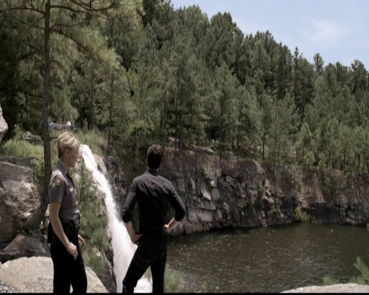 VampireDiariesWorld-dot-org_5x02TrueLies0304.jpg