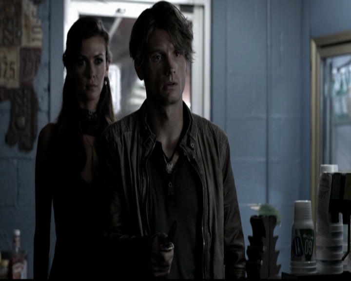 VampireDiariesWorld-dot-org_5x02TrueLies2055.jpg