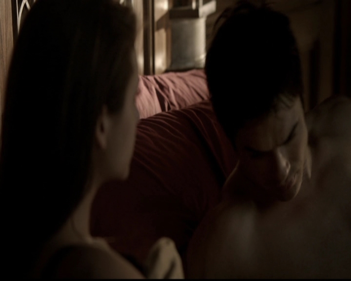 VampireDiariesWorld-dot-org_5x03OriginalSin0134.jpg