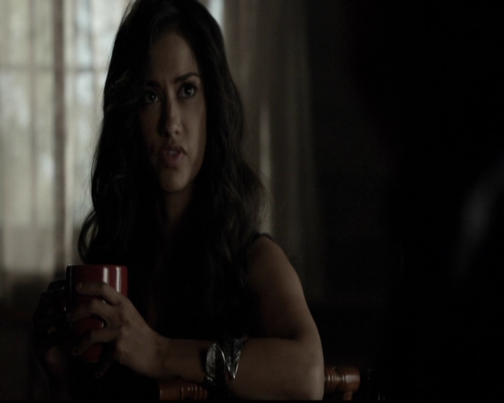 VampireDiariesWorld-dot-org_5x03OriginalSin0485.jpg