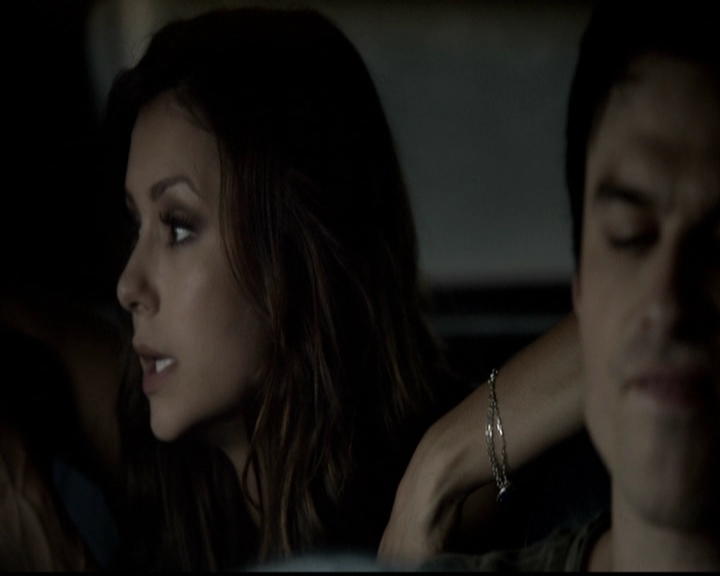 VampireDiariesWorld-dot-org_5x03OriginalSin0638.jpg