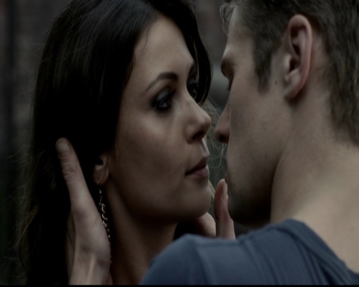 VampireDiariesWorld-dot-org_5x03OriginalSin0748.jpg