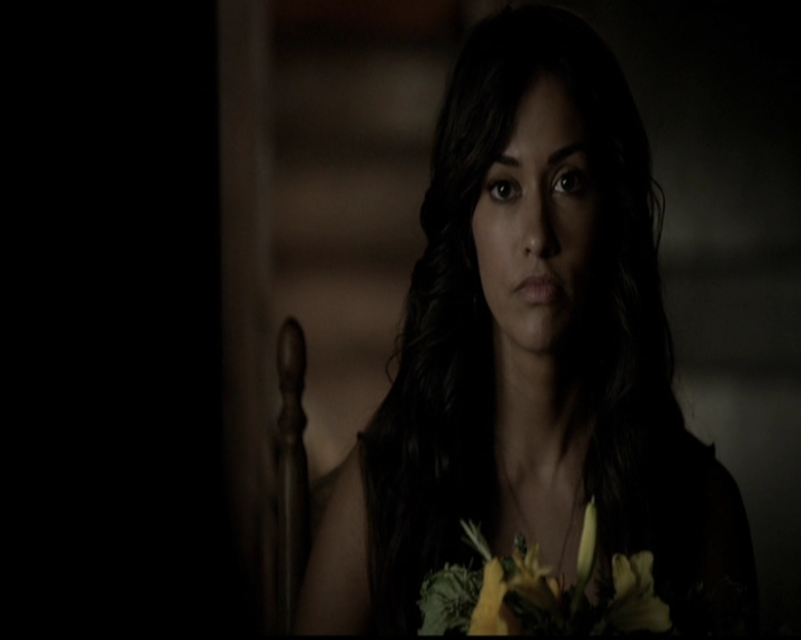 VampireDiariesWorld-dot-org_5x03OriginalSin0811.jpg