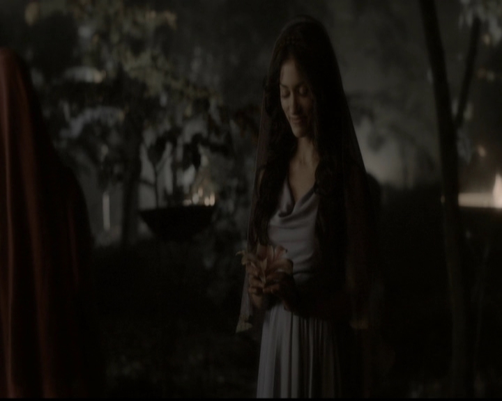 VampireDiariesWorld-dot-org_5x03OriginalSin0842.jpg