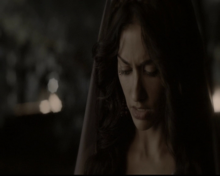 VampireDiariesWorld-dot-org_5x03OriginalSin0849.jpg