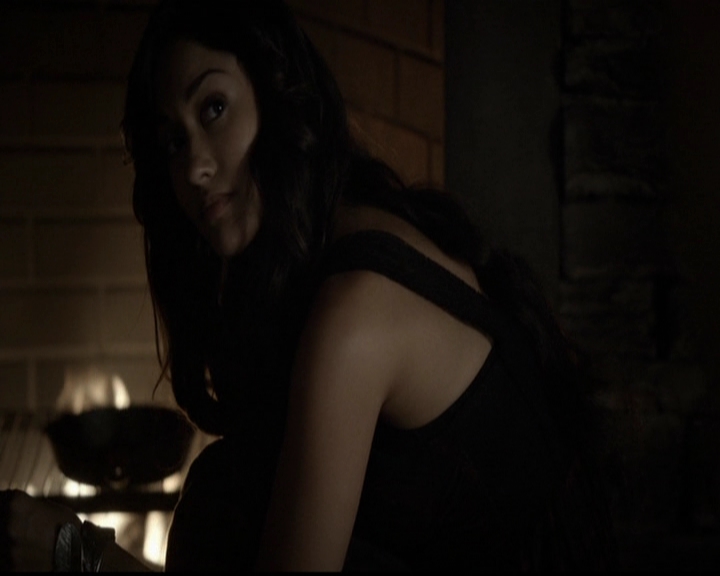 VampireDiariesWorld-dot-org_5x03OriginalSin0953.jpg