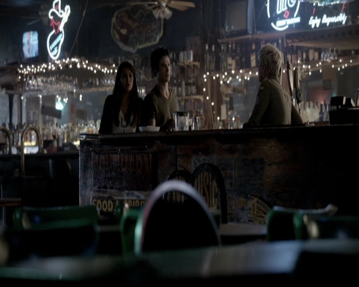 VampireDiariesWorld-dot-org_5x03OriginalSin1019.jpg