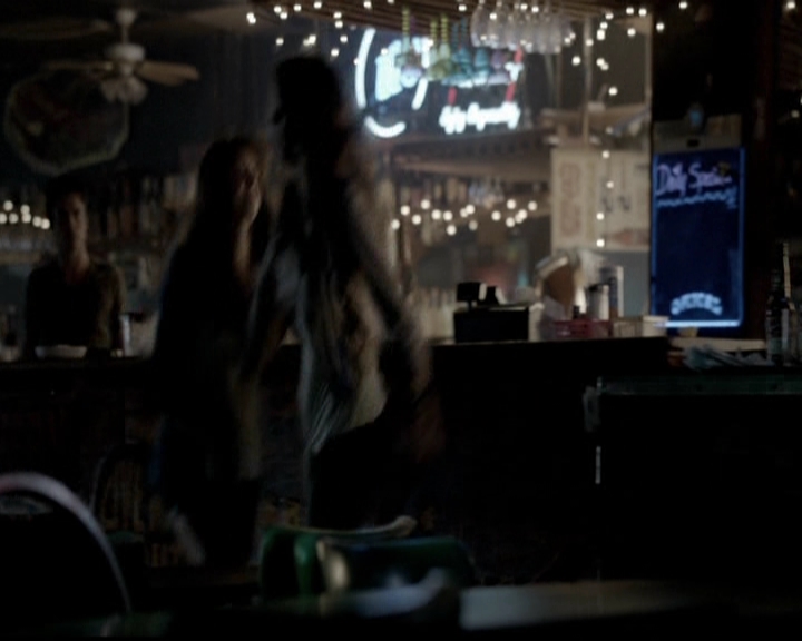 VampireDiariesWorld-dot-org_5x03OriginalSin1077.jpg