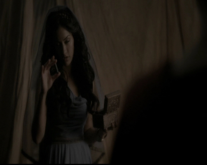 VampireDiariesWorld-dot-org_5x03OriginalSin1219.jpg