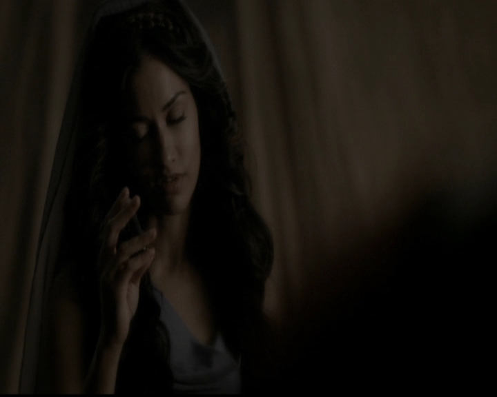 VampireDiariesWorld-dot-org_5x03OriginalSin1229.jpg